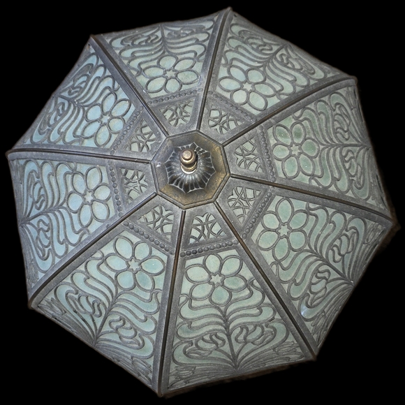 Vintage Bradley & Hubbard Art Nouveau Slag Glass Lamp - Picture 4 of 10